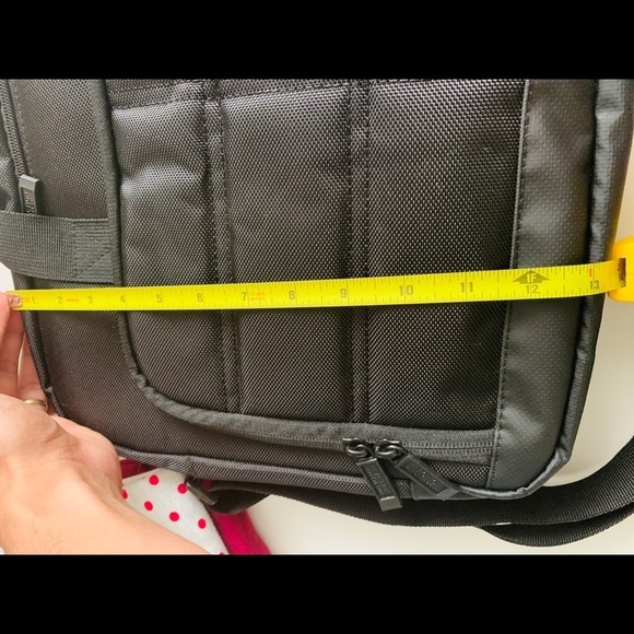 Kenneth Cole Reaction Laptop bag - Picture 9 of 9